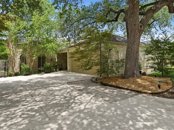 16132 Chalfont Cir, Dallas, TX 75248