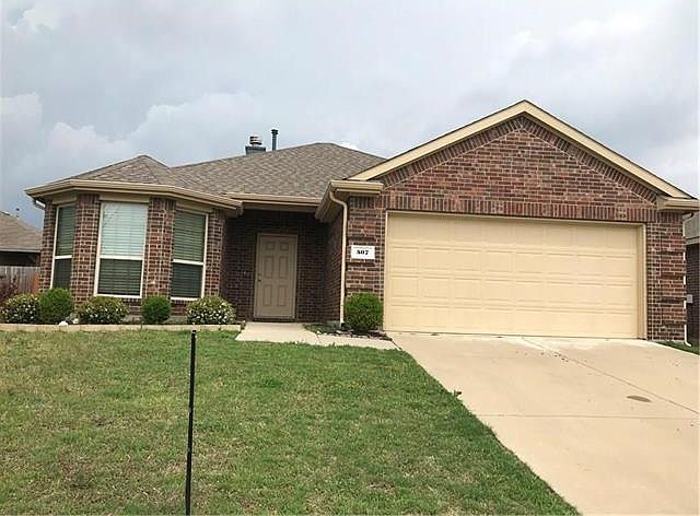 1st image of 507 Basswood Ln