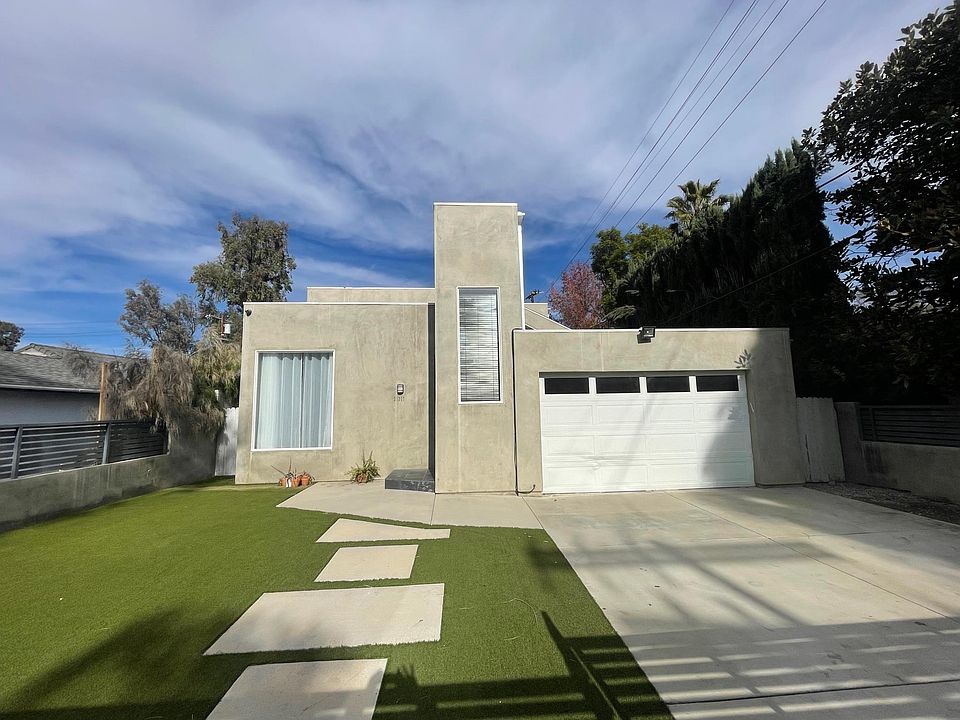 1st image of 21317 Velicata St
