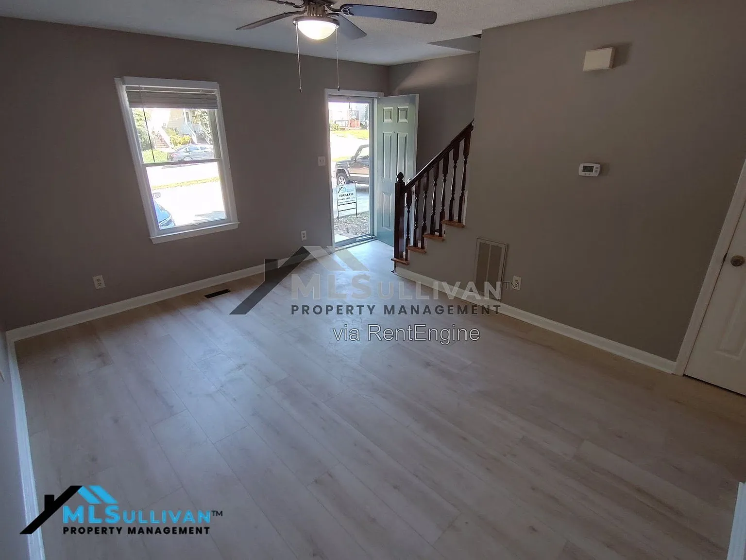 2 bed, 1.5 bath, $1,245 — Photo 2