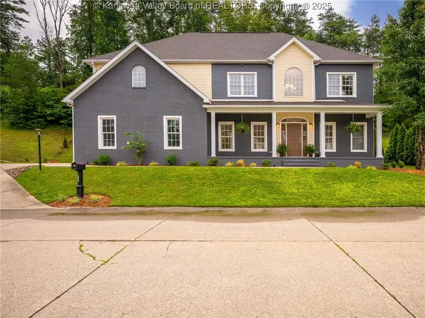 217 Southern Woods Dr, South Charleston, WV 25309