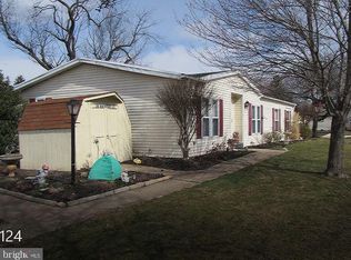 10 Bayberry Ct, Harleysville, PA 19438