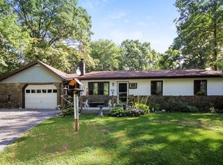 10 Netherwood Dr, Salt Point, NY 12578