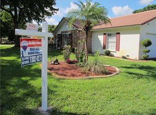 901 SW 69th Ter, Plantation, FL 33317