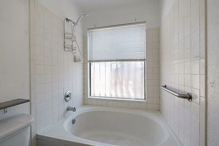 2434 N Palo Hacha Dr — Photo 28