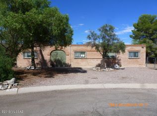 109 S Carapan Pl, Tucson, AZ 85745