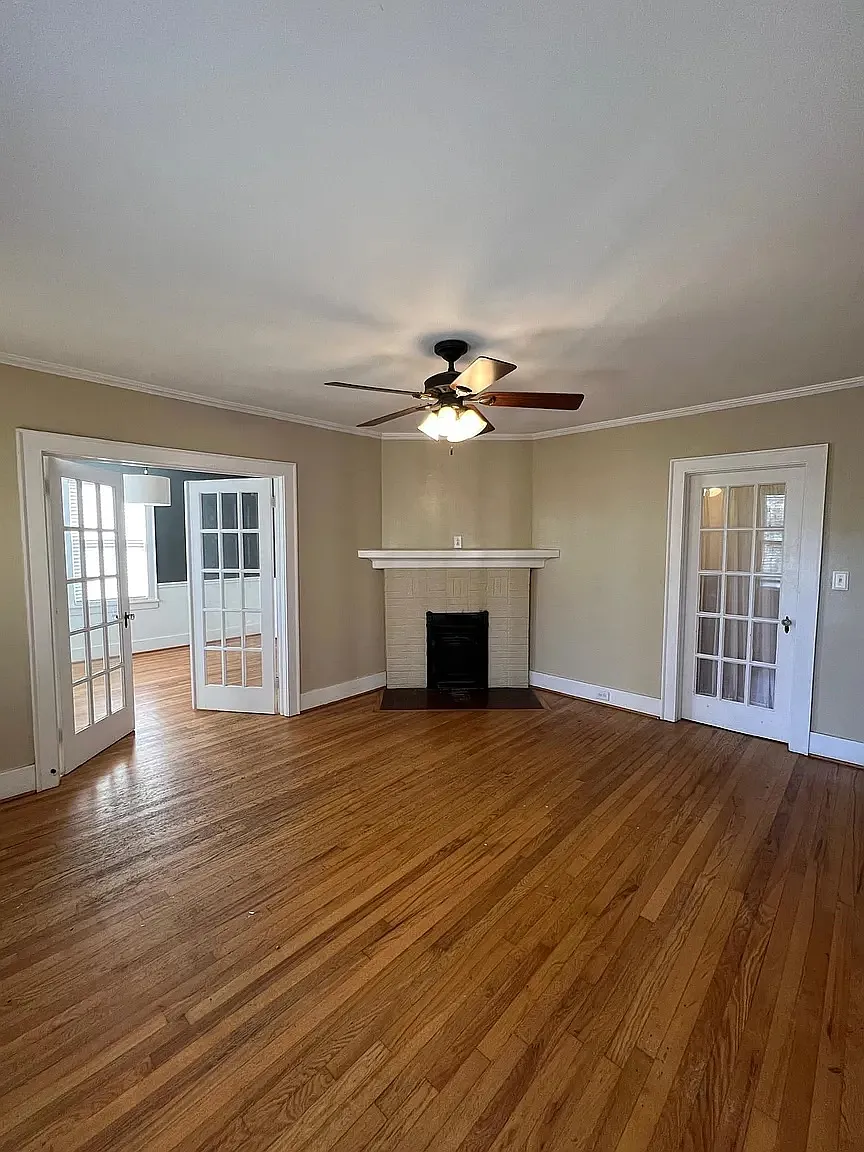 1020 C Avenue - 1 — Photo 2