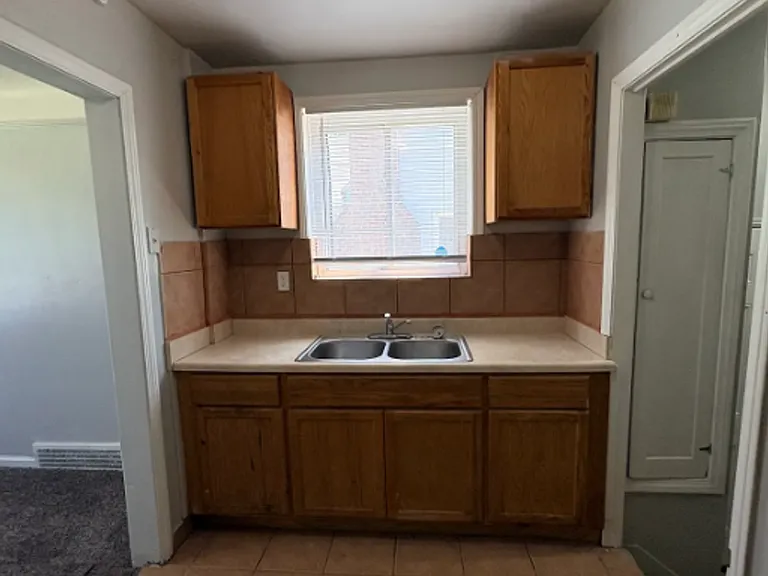 6181 Neff Ave — Photo 4