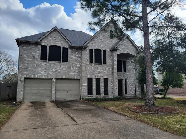 3715 Pinehurst Dr, Pearland, TX 77581