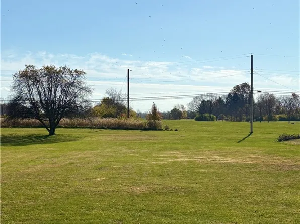 Na E Lefevre Rd, Troy, OH 45373