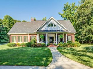 65 Cove Ln, Social Circle, GA 30025