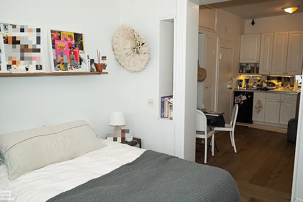 Rented by Brown Harris Stevens | media 6