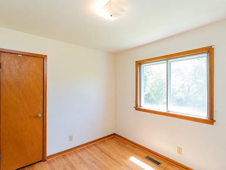 1214 Echo Dr — Photo 24