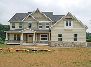 1580 Knob Hill Ln, Chester Springs, PA 19425