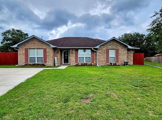 1530 Woodcrest Cir, Hinesville, GA 31313