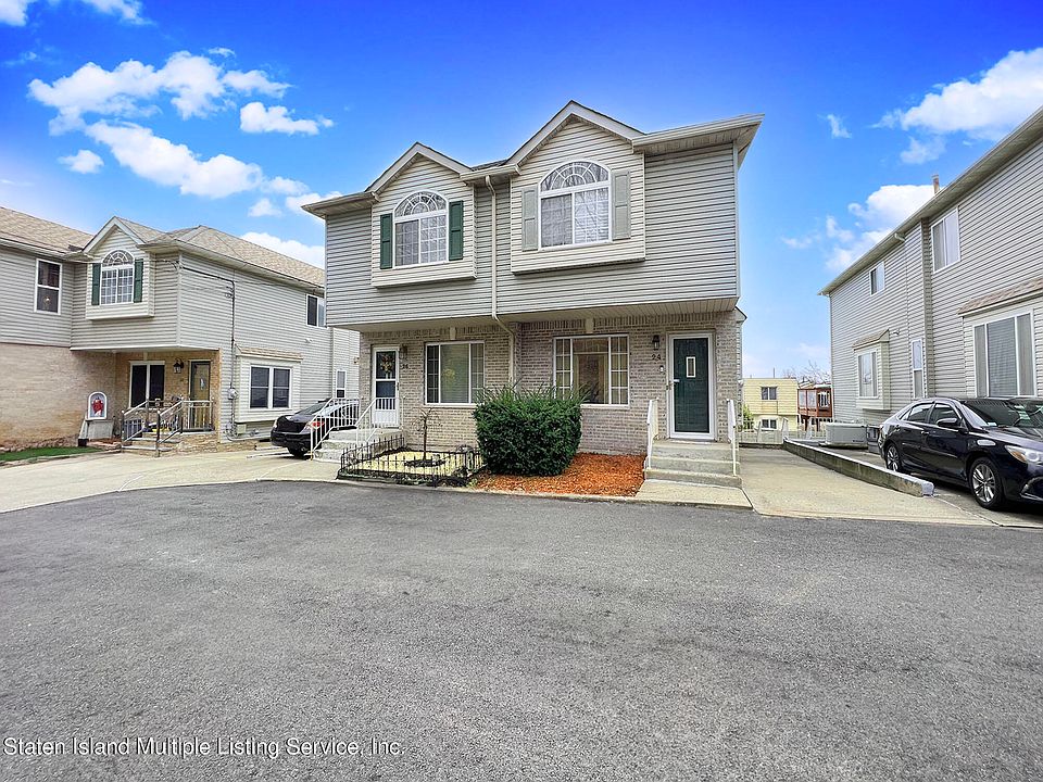 1st image of 24 King James Ct