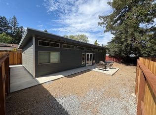 2830 Pine St #A, Napa, CA 94558