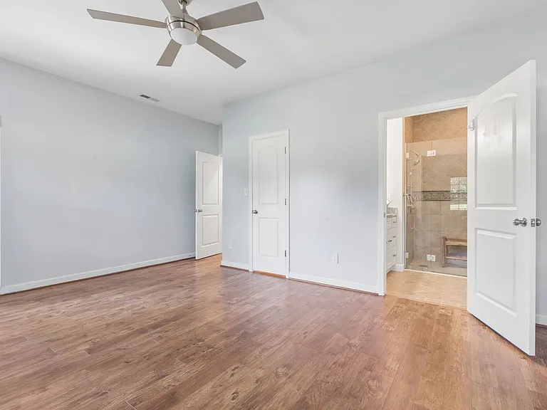 812 E Willow Point Pl — Photo 29