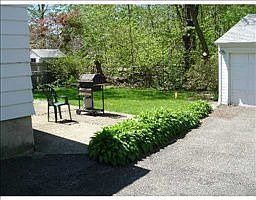 2nd image of 5 Caravella Ln