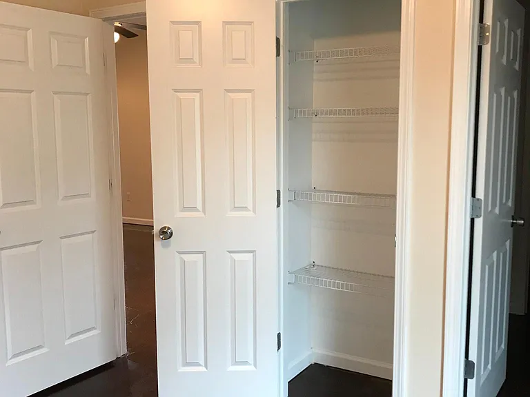 314 Gabreten Ln #B — Photo 13