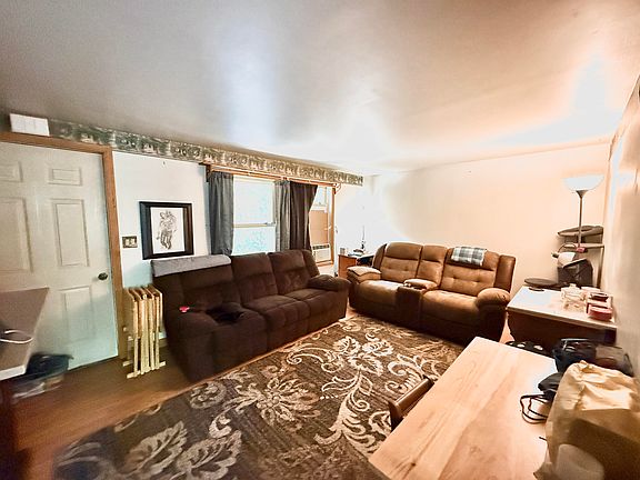 4th image of 16 Granite Heights