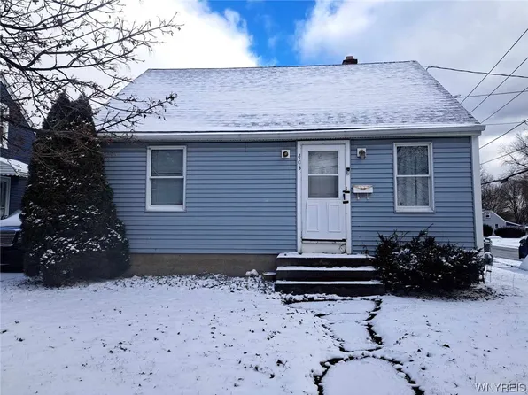 403 81st St, Niagara Falls, NY 14304