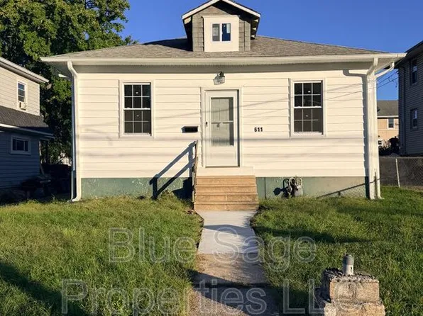 611 11th Ave, Prospect Park, PA 19076