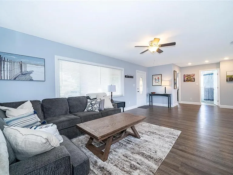 814 Malone Dr — Photo 6