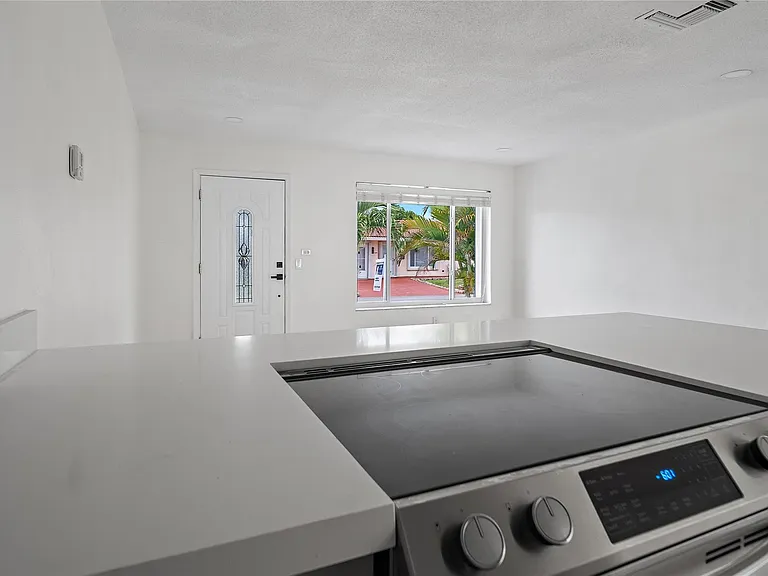 4510 NW 49th Dr — Photo 11