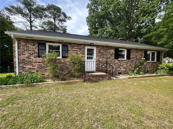 45 Fork Creek Ln, Urbanna, VA 23175