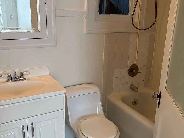 643.5 Ratcliff St — Photo 5