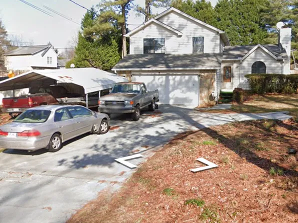 5642 Phillips Dr, Morrow, GA 30260