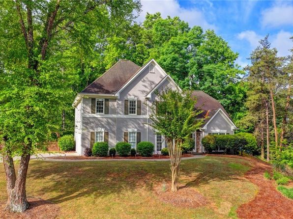 205 Ashebourne Trl