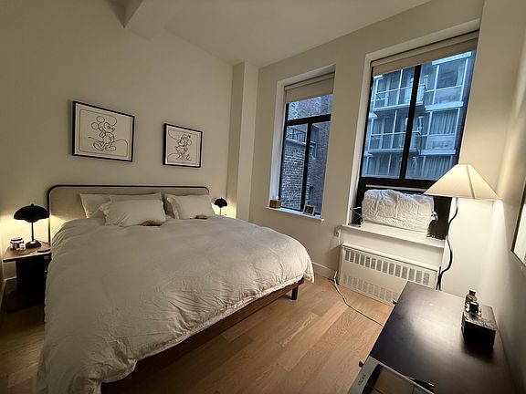4th image of 31 E 31st St APT 5A