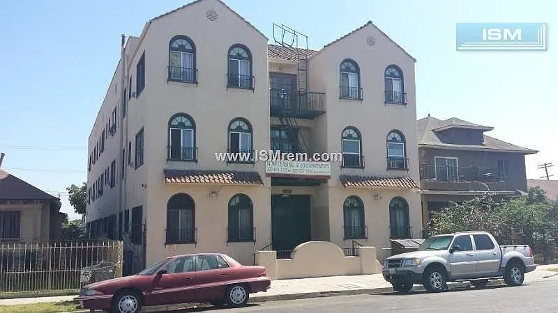 43rd Place Apartments