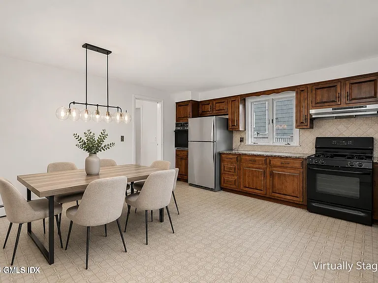 31 Hassake Rd — Photo 5