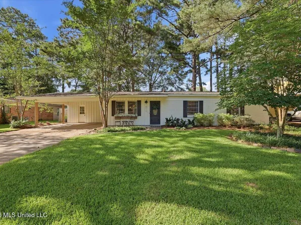 1011 Andover St, Clinton, MS 39056
