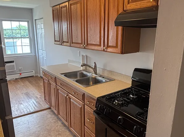 5 Colonial Rd APT 53, Beacon, NY 12508