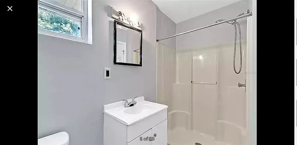 3 bed, 1832 sqft, $2,200 — Photo 3