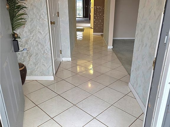 4th image of 9920 Sheehan Rd