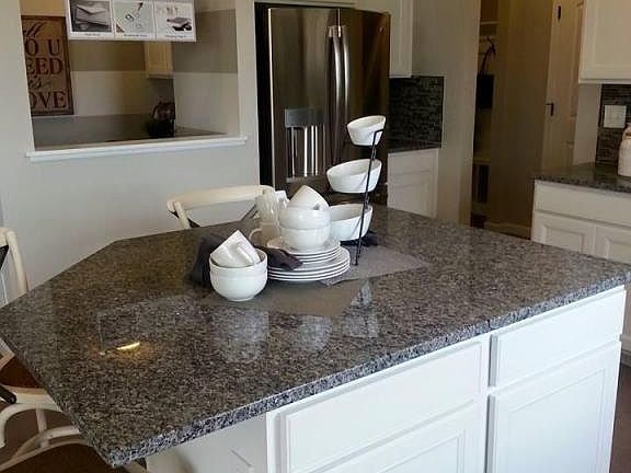 2nd image of 295 Tara Glen Dr