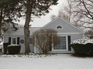 19461 Story Rd, Rocky River, OH 44116