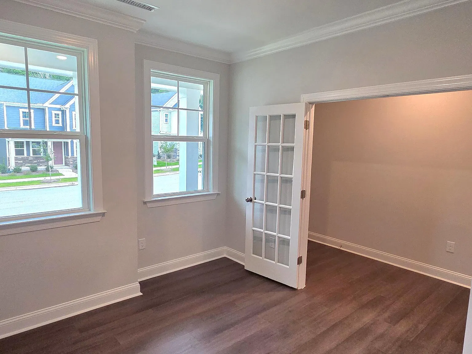 4 bed, 3.0 bath, 2543 sqft, $2,295 — Photo 4