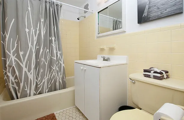 Rented by NOVO | media 103