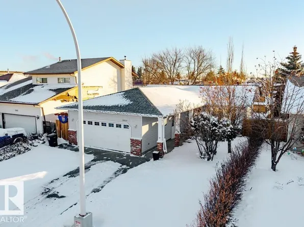 3011 44a St NW, Edmonton, AB T6L 5P6