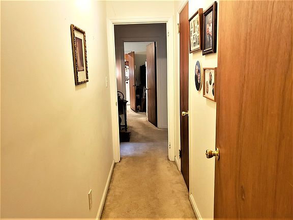 5th image of 2414 Brentwood Pl