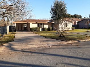 404 Persimmon St, Bastrop, TX 78602