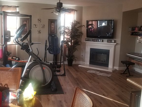 2nd image of 32327 Teton Ln