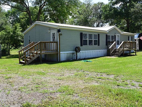 2nd image of 866 SW Applewood Gln