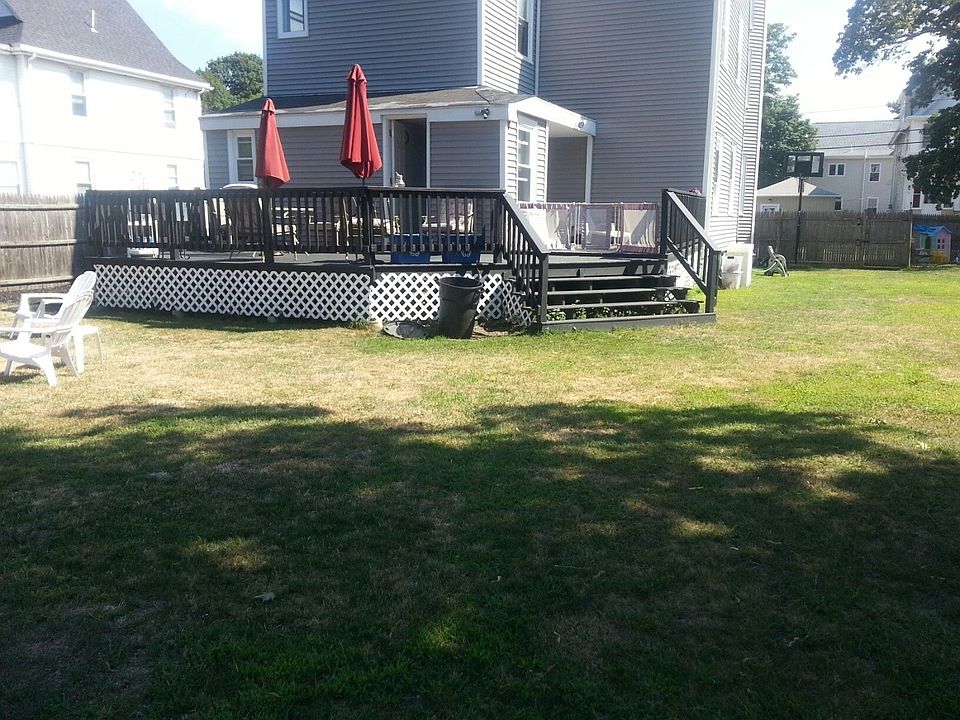 2nd image of 186 Billings St